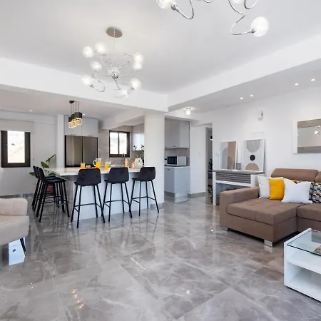 Marble Heights, 2bed Luxury Apartament *